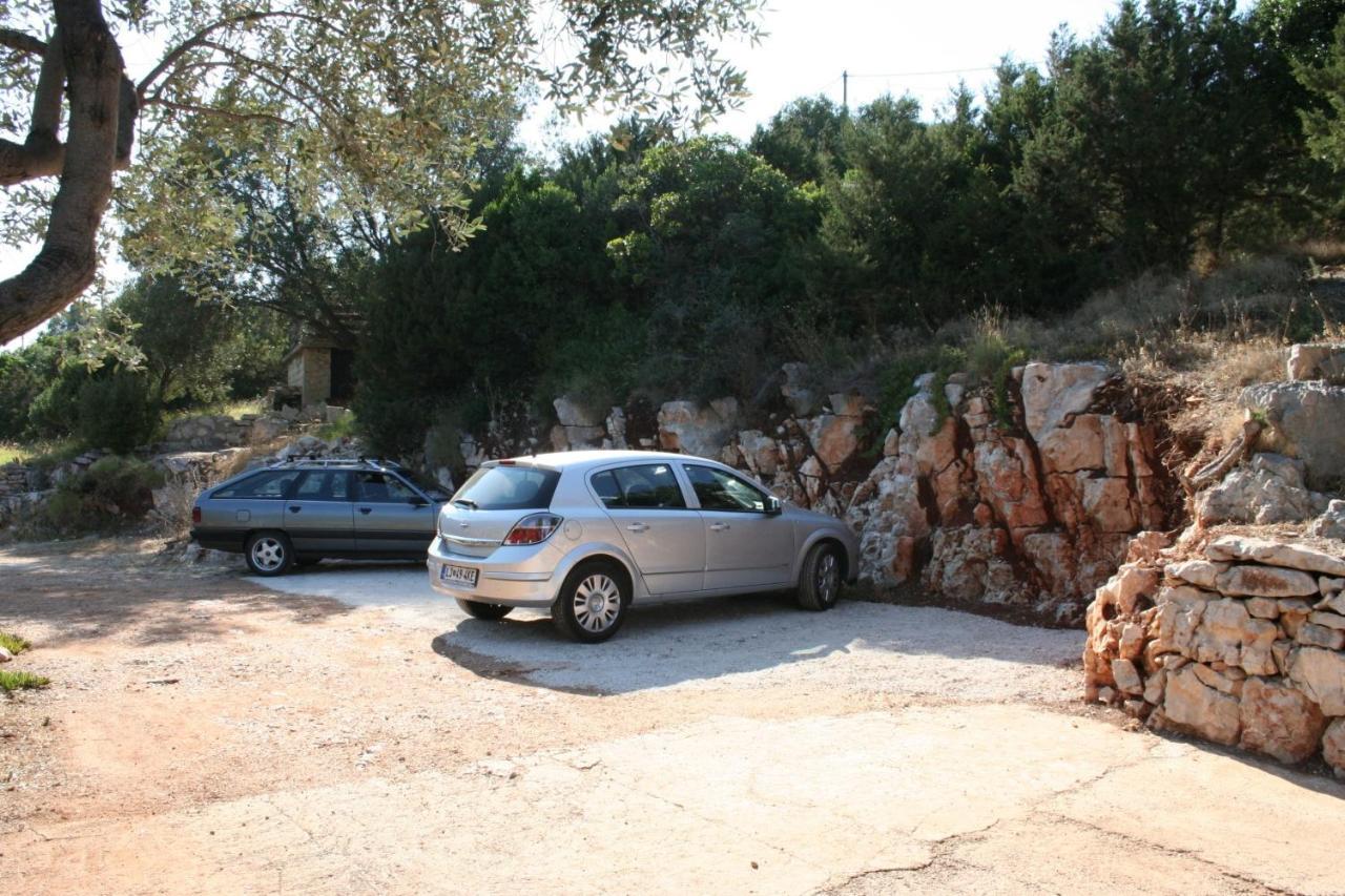 Apartments By The Sea Cove Zarace - Gdinj, Hvar - 4598 Ngoại thất bức ảnh