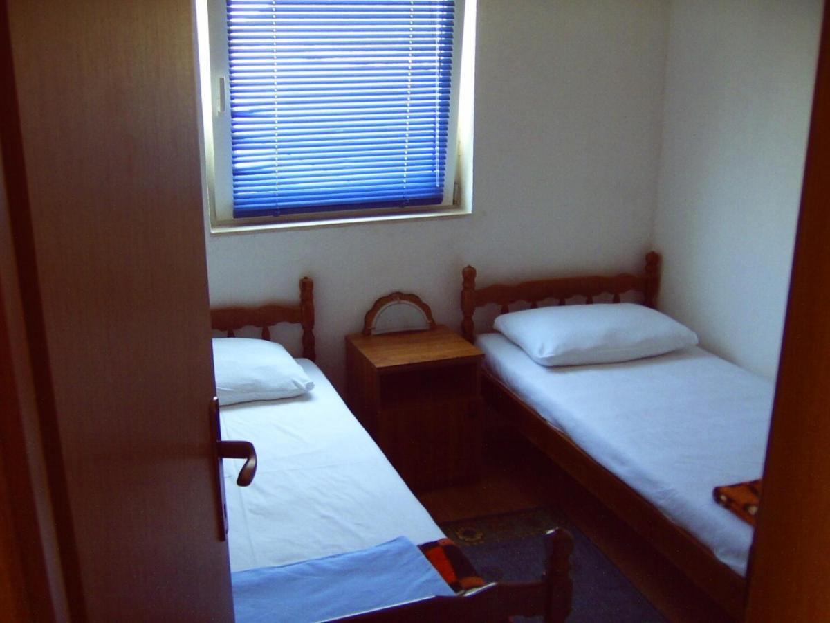 Apartments By The Sea Cove Zarace - Gdinj, Hvar - 4598 Ngoại thất bức ảnh