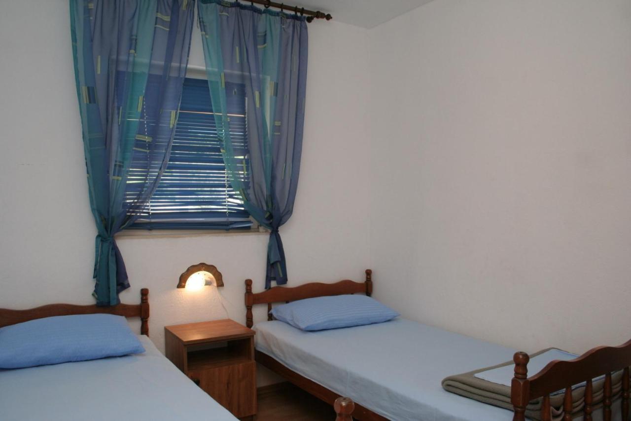 Apartments By The Sea Cove Zarace - Gdinj, Hvar - 4598 Ngoại thất bức ảnh
